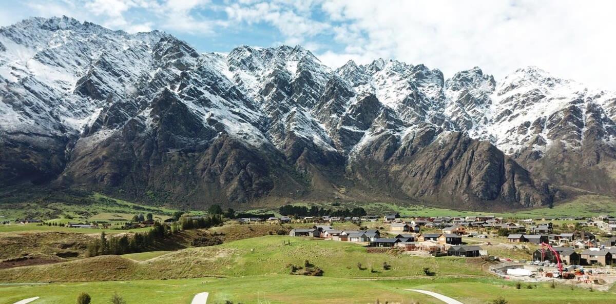 Nestled Below The Remarkables Queenstown Luaran gambar