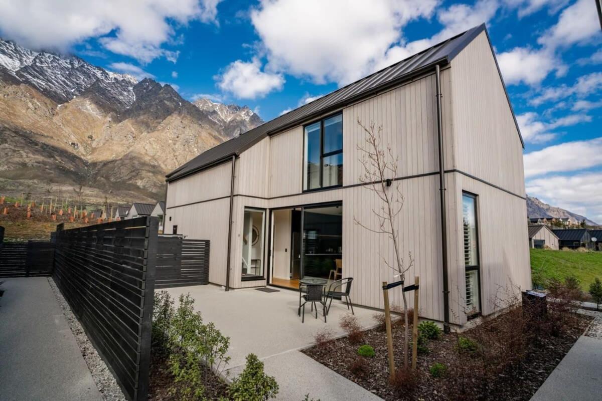 Nestled Below The Remarkables Queenstown Luaran gambar